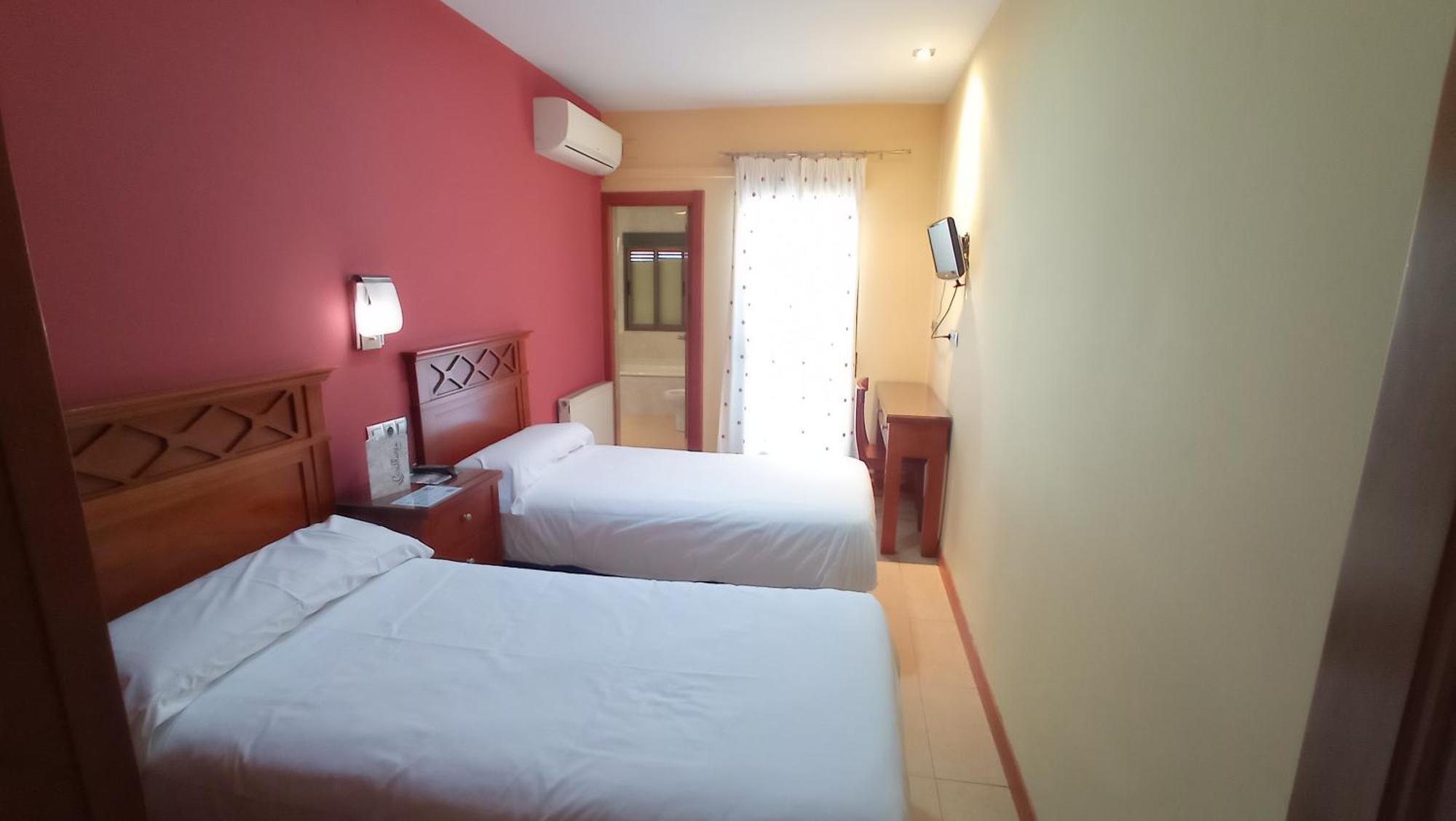 Pension Restaurante Casablanca Torreperogil Phòng bức ảnh