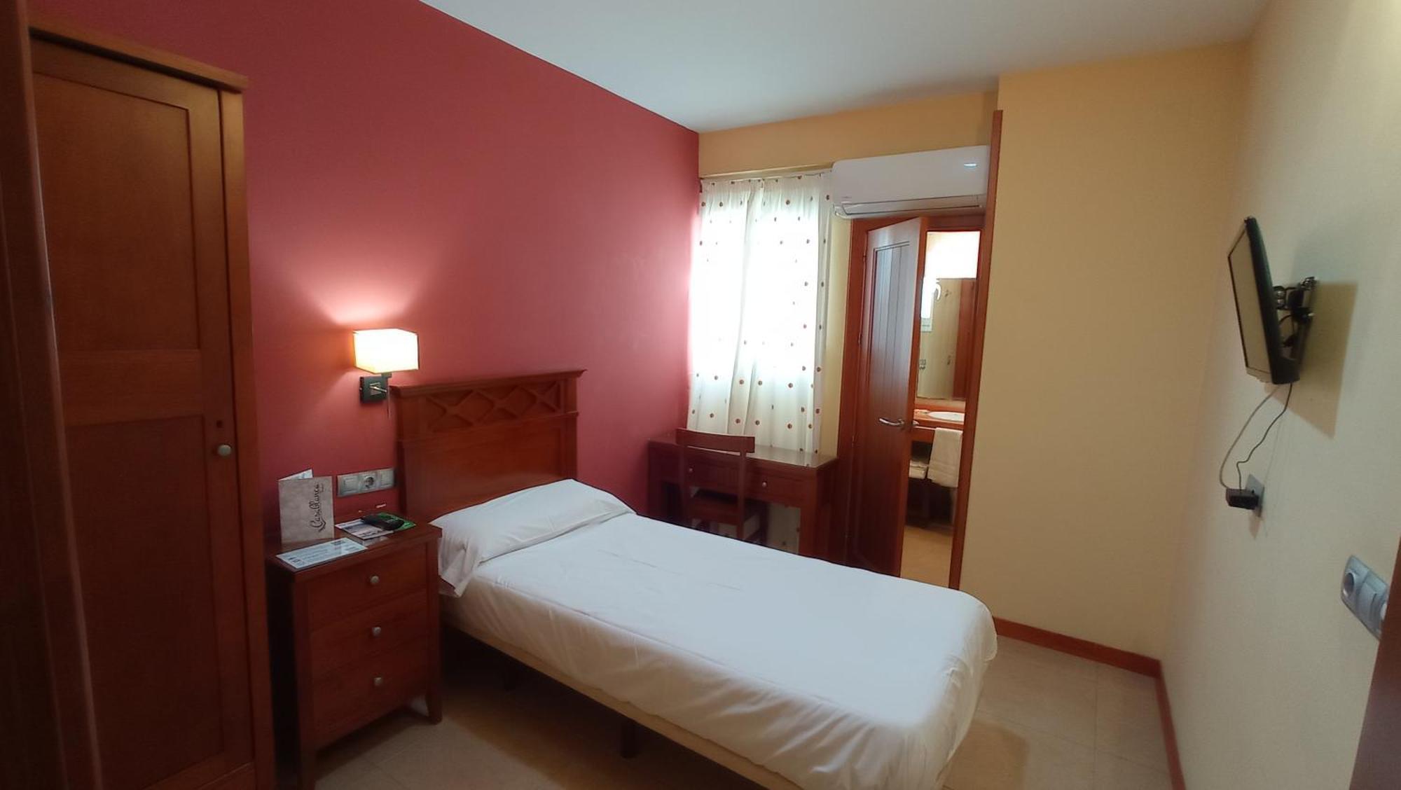 Pension Restaurante Casablanca Torreperogil Phòng bức ảnh